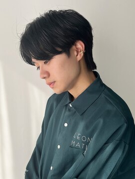 シスタ(SISTA) 【SiSTA】田中黒髪束感前下がりセンターパートツーブロック