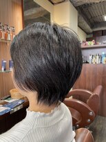 サロンドアルデニーロ(salondeAL de niro)&nbsp;ブローのみでまとまるグラデーションボブ