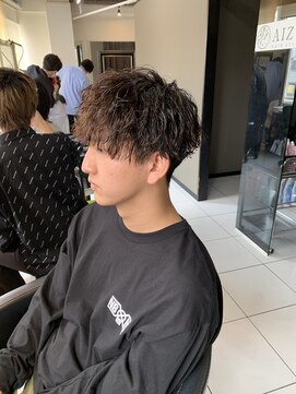 アイズ 海老名(AIZU) ツイストスパイラルパーマ王道マッシュショート骨格矯正カット