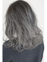 ラフィスヘアードープ 新宿店(La fith hair dope)&nbsp;【La fith】 グレージュグラデーション×ミディアムスタイル