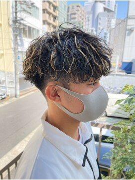 ビカム 名駅(become) 波巻きパーマ×メンズメッシュ