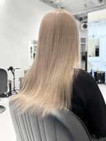 ココ 原宿(KOKO) ミルクティーケアブリーチハイトーンレイヤーカットイメチェン