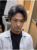 韓国風イケオジかき上げヘア