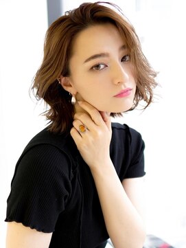 ラフィス ヘアー リュクス 門前仲町店(La fith hair luxe) 【La fith】 かき上げバング×ミディアム