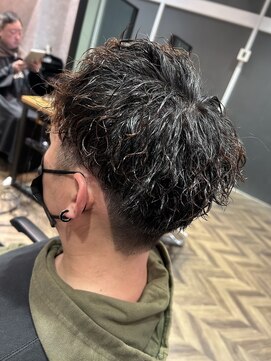 ステレオ ヘアデザイン 安城店(STEREO HAIR DESIGN) …強めツイスト(10月)…