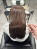美髪ストレート×艶カラーで叶える上質ヘア【平塚】