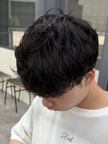 アウラ(AURA) シャドウパーマフェザーパーマシャドウフェザーニュアンスパーマ