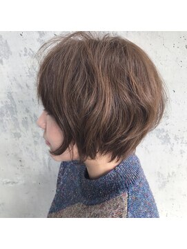 ラヴォンドヘアー(LAVANDE hair) さりげない揺れ感メリハリショート［LAVANDE hair］