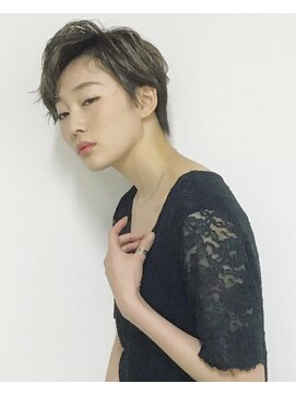 スティードトーキョー(Steed Tokyo) アッシュベージュ×メンズライク×ショート【Steed/立川】