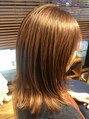 ラタン 松戸西口店(Lattan) 切りっぱなし、ミディアムヘアにハイライトカラー☆カシスカラー