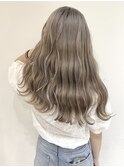 ホワイトベージュ