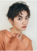 カーリークールショート／アースカラー/カーリーヘア