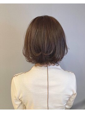 ブロッサム ひばりヶ丘(Blossom) スポンテニアス/ツヤ感/小顔/ジェンダーレス/フェミニン