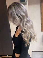 サニー 渋谷(SUNNY)&nbsp;バレイヤージュ、ココアベージュ、ハイライト、グレージュカラー