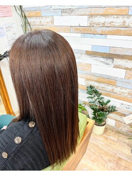 ハウオリ ヘアーワークス(Hauoli hair works) 柔らかクリーミーピンク×ヴァリジョアカラー