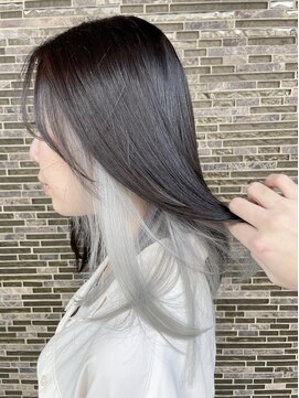ヘアーアトリエ ラフェル(hair atelier Rafel) インナーカラーシルバー