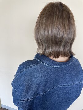 コンティバイミラートーク(CONTY by MIRROR TALK) ハイライトベージュカラーボブ