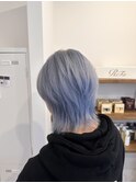 ペールブルーカラー