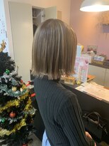 アヴァンス 北花田店(AVANCE)&nbsp;【#シアーベージュ】×ハイライトボブ×ナチュラル外ハネ
