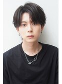 黒髪ツーブロック束感人気センターパート