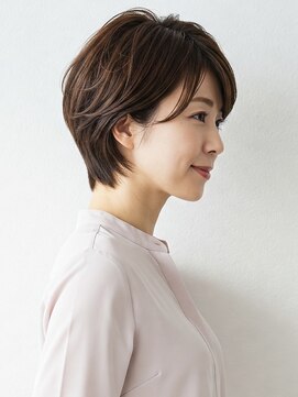 ビュートリアム265(BEAUTRIUM 265) 40代/50代/60代ひし形小顔ショートボブ絶壁解消白髪ぼかし△14