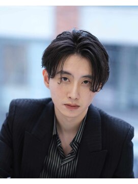 レイ(Lay.) お仕事の日の時間短縮！大人のニュアンスパーマ