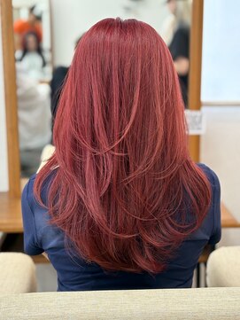 リングバイモアムー(Ring by Moremuu) レイヤーカット　ブリーチカラー