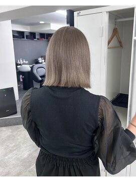 レブ 難波店(REV.) 髪質改善/ブリーチ/ダブルカラー/韓国/インナーカラー/難波