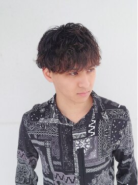 ドリームキャッチャー(Dream Catcher) ルーズ波巻きスパイラルシャドウメンズパーマ