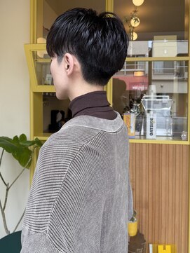 ヒントステーション(HINTSTATION) 〈浅草 半個室〉すっきり刈り上げマッシュ