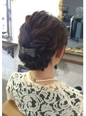 ヘアアクセ使ったゆるアレンジ
