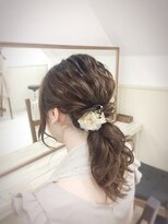 【ヘアセット専門店Mature】ルーズポニーテール
