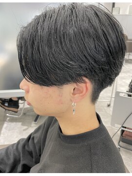 キートス(Kiitos) 【質感抜群】黄金比センターパート　ニュアンスマッシュ