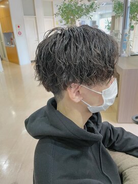 アウラ(AURA) ツイストスパイラルパーマ