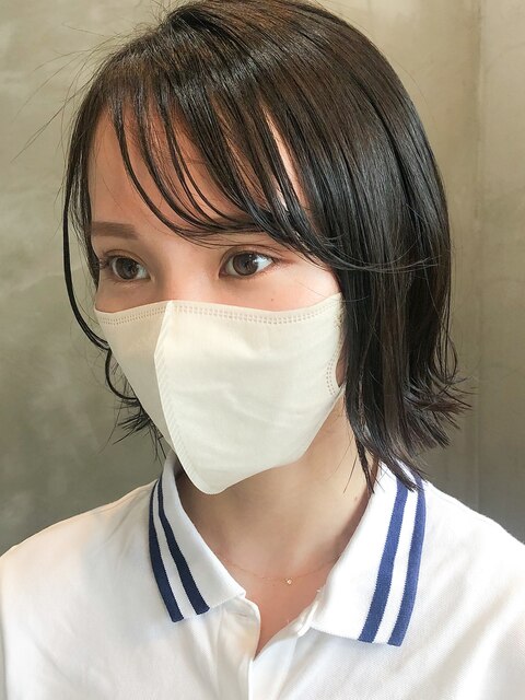 【ダークオリーブ】の切りっぱなしボブ/横浜髪質改善