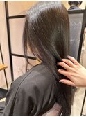 柔らかいシルエットの大人可愛いスタイル