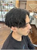 波巻きパーマ刈り上げセンターパート
