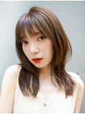 ミルクティーベージュデザインカラーレイヤーカットウェットヘア