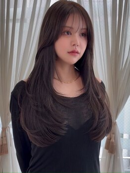 レウィン オモテサンドウ(Lewin-omotesando-)の写真/自然な丸みとツヤ感が美しい【プレミアム美髪ストレート】クセの改善と美髪整形によるケアで理想の艶髪に♪