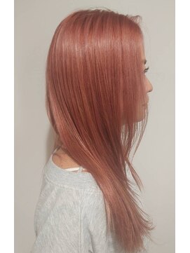 アルス ウィズ アクロス オモテサンドウ(aluss with AKROS omotesando) デザインカラーシャイニーピンク