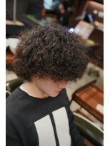 フォーコーナーズカットショップスリーセント 栄(FourCornersCutShop 3/cent)&nbsp;カーリーアフロ