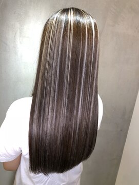 ルッソリベラ 池袋(Lusso libera) ミックスカラー/30代/40代/50代