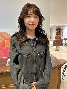 ヘアーアイストゥーレ(HAIR ICI TRE) オレンジブラウン春カラーロングパーマシャギーレイヤー