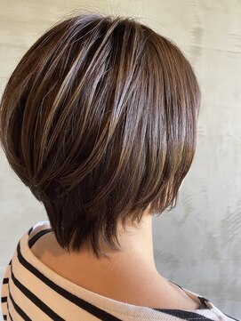 アトリエ ジェイディ(AtelierJ.D.) ポイントハイライトショート