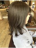 春を先取り オリーブカラー