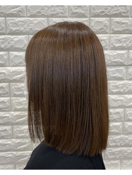 フレッシュサラダディーズ(D's) 切りっぱなしボブ