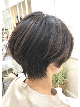 サイン(SIGN) 【大人かわいい王道ショート/SIGN/江渡裕司/イルミナカラー】