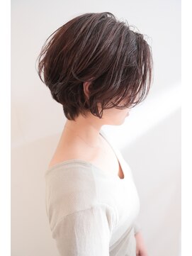 シートゥー(C.two) ショート、グラボブ