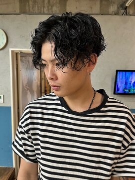 ビューティアンドトリップ クイーンズグッドプラン(Beauty&Trip QUEENS Good Plan) 前下がりスパイラル