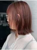 ピンクベージュ/切りっぱなしボブ